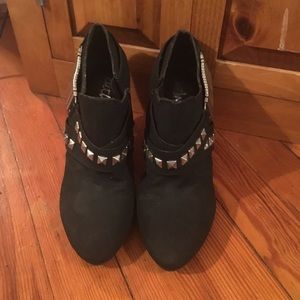 Black studded heeled booties